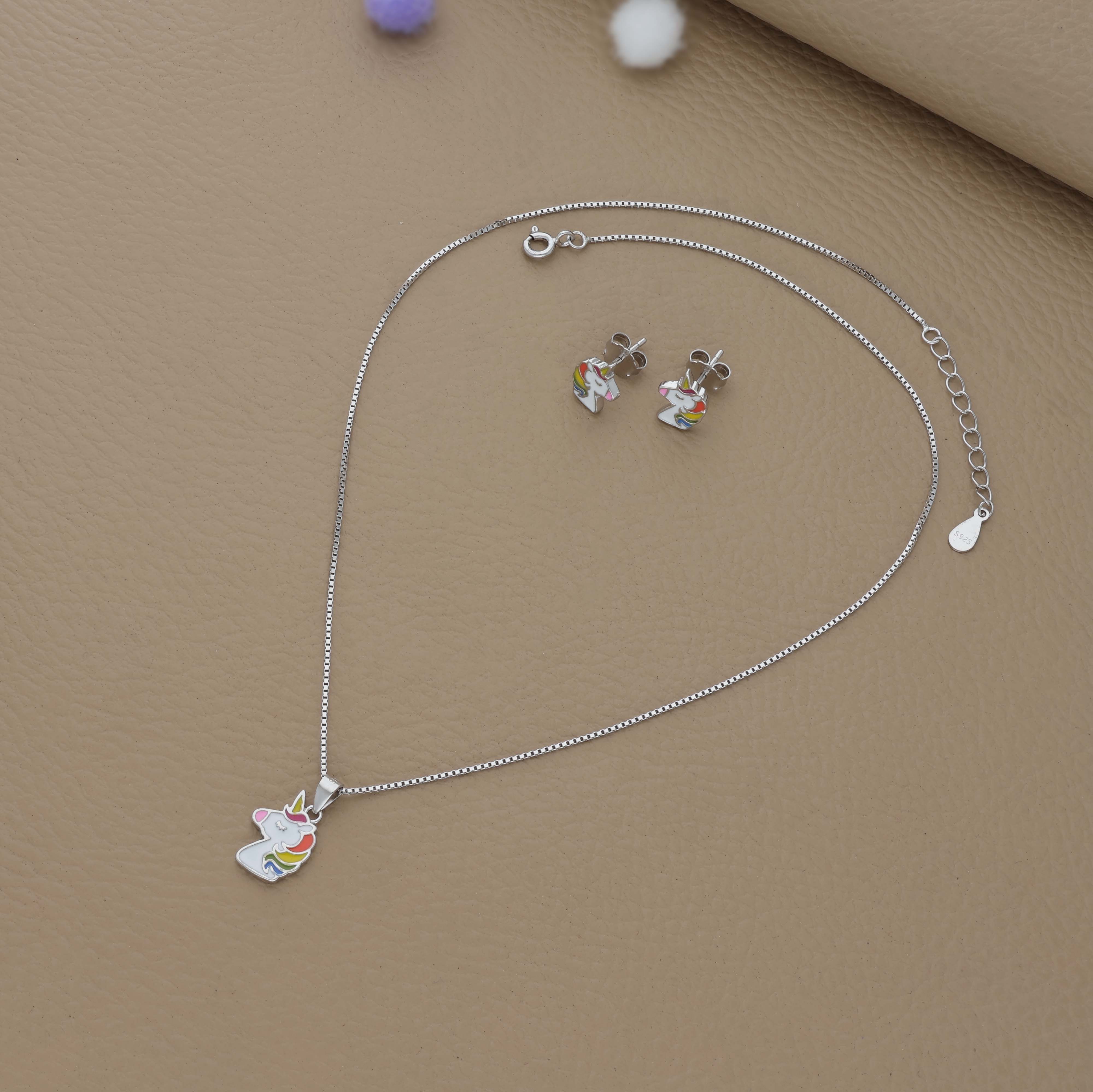 Dreamy Unicorn 925 Silver Kids Pendant With Studs(3+ Years)