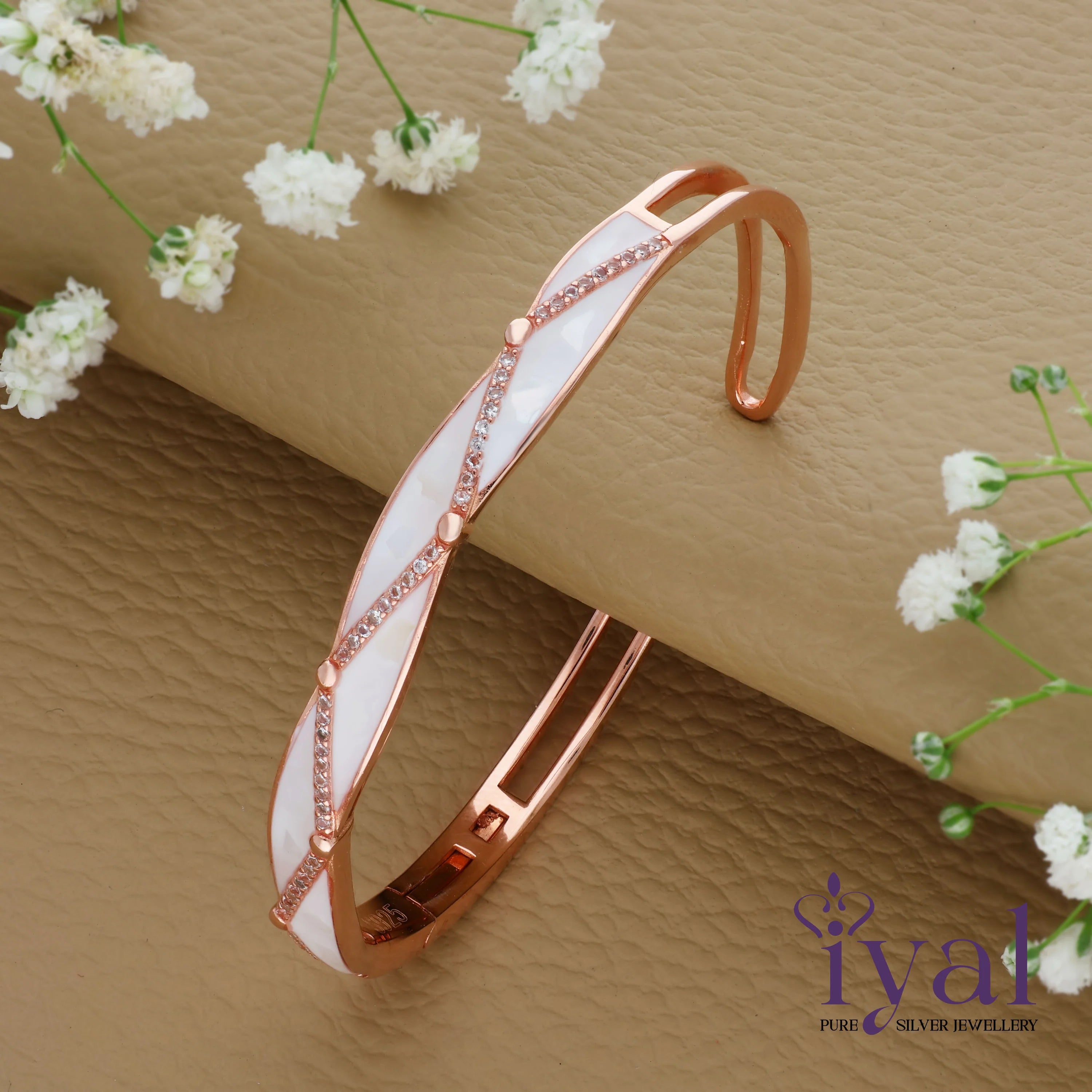 White Meadows Cute Silver Kada
