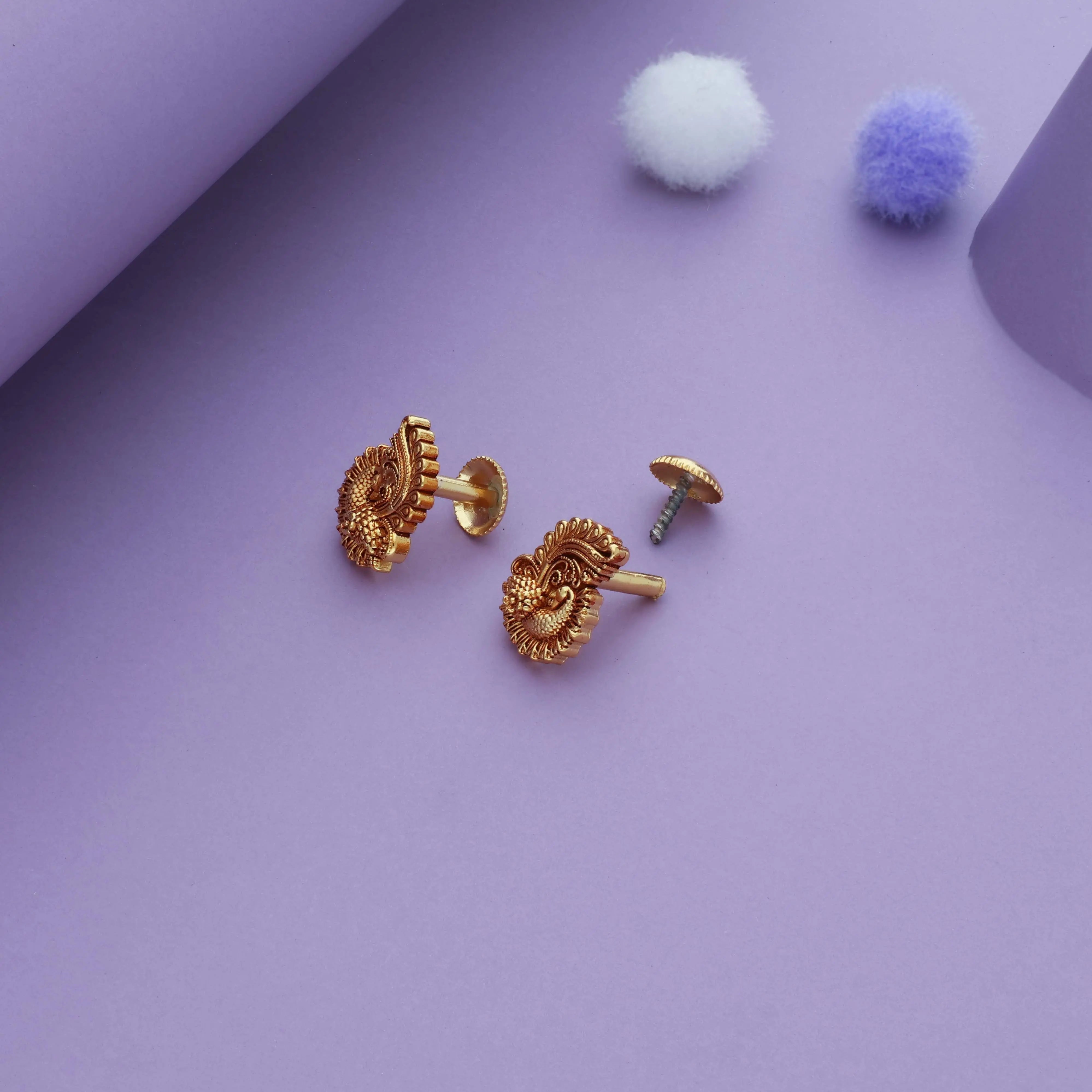 Peacock Look Gold Polish 925 Silver Kid Earring