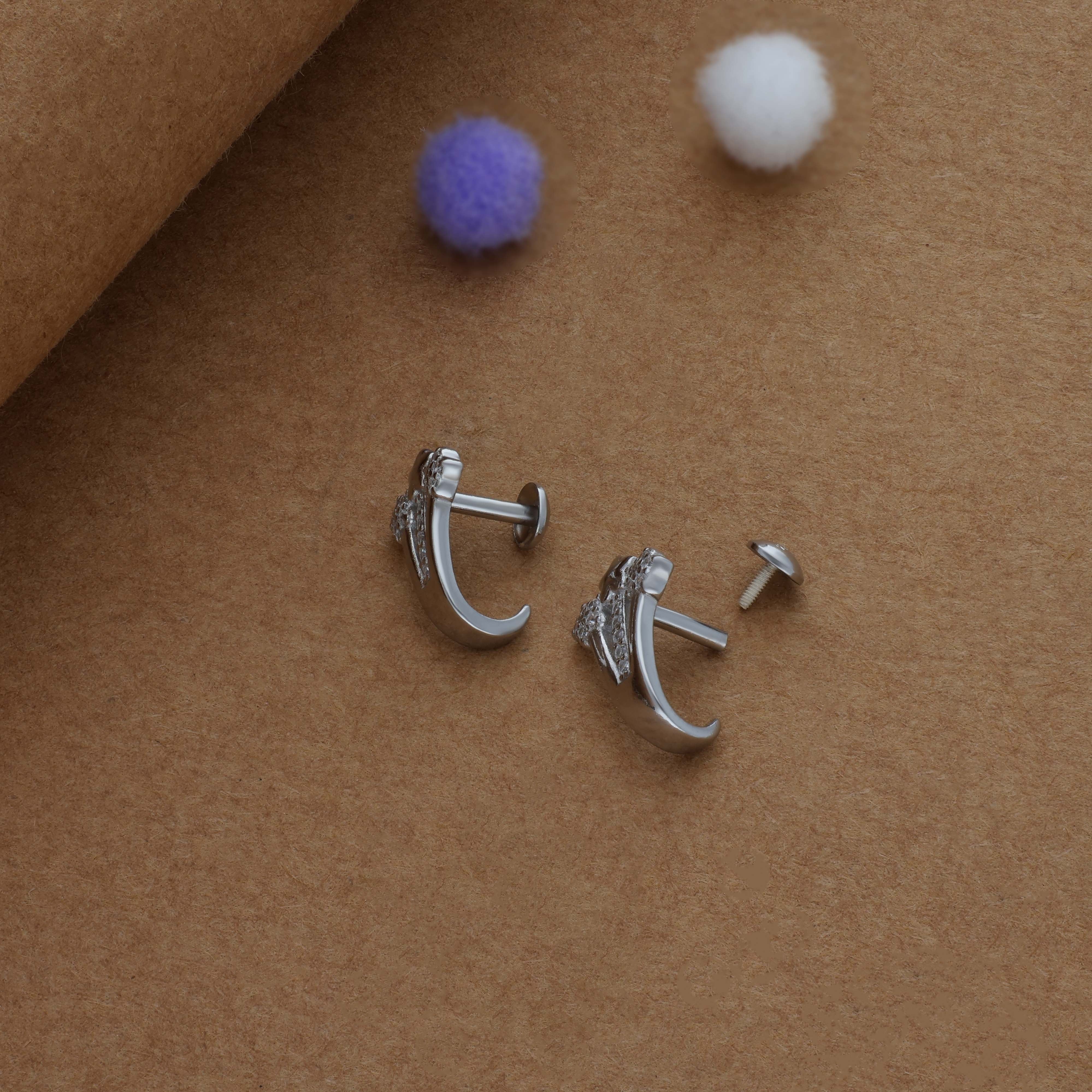 Cute Cube Shine 925 Silver J Type Earring