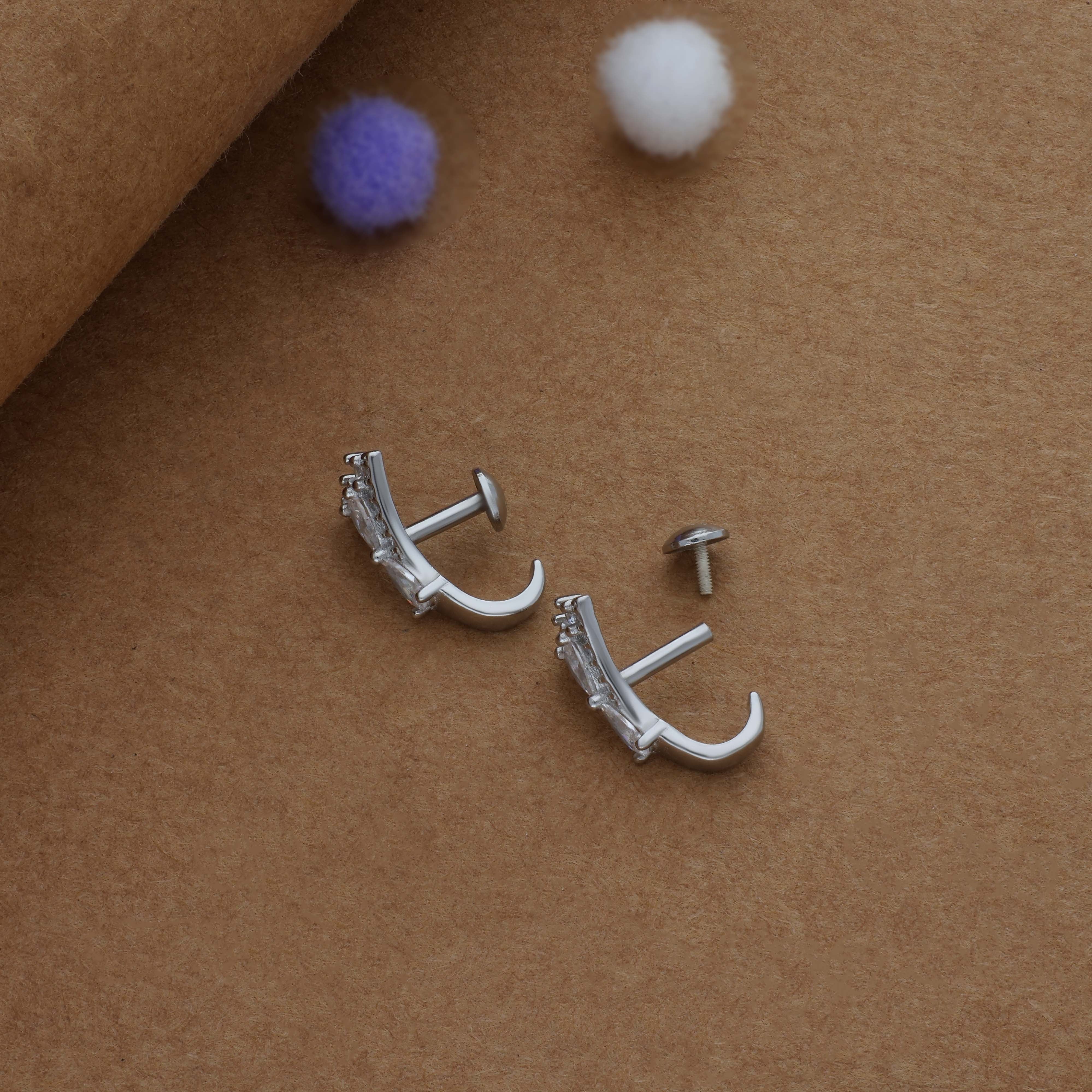 Mini Royale 925 Silver J Type Earring