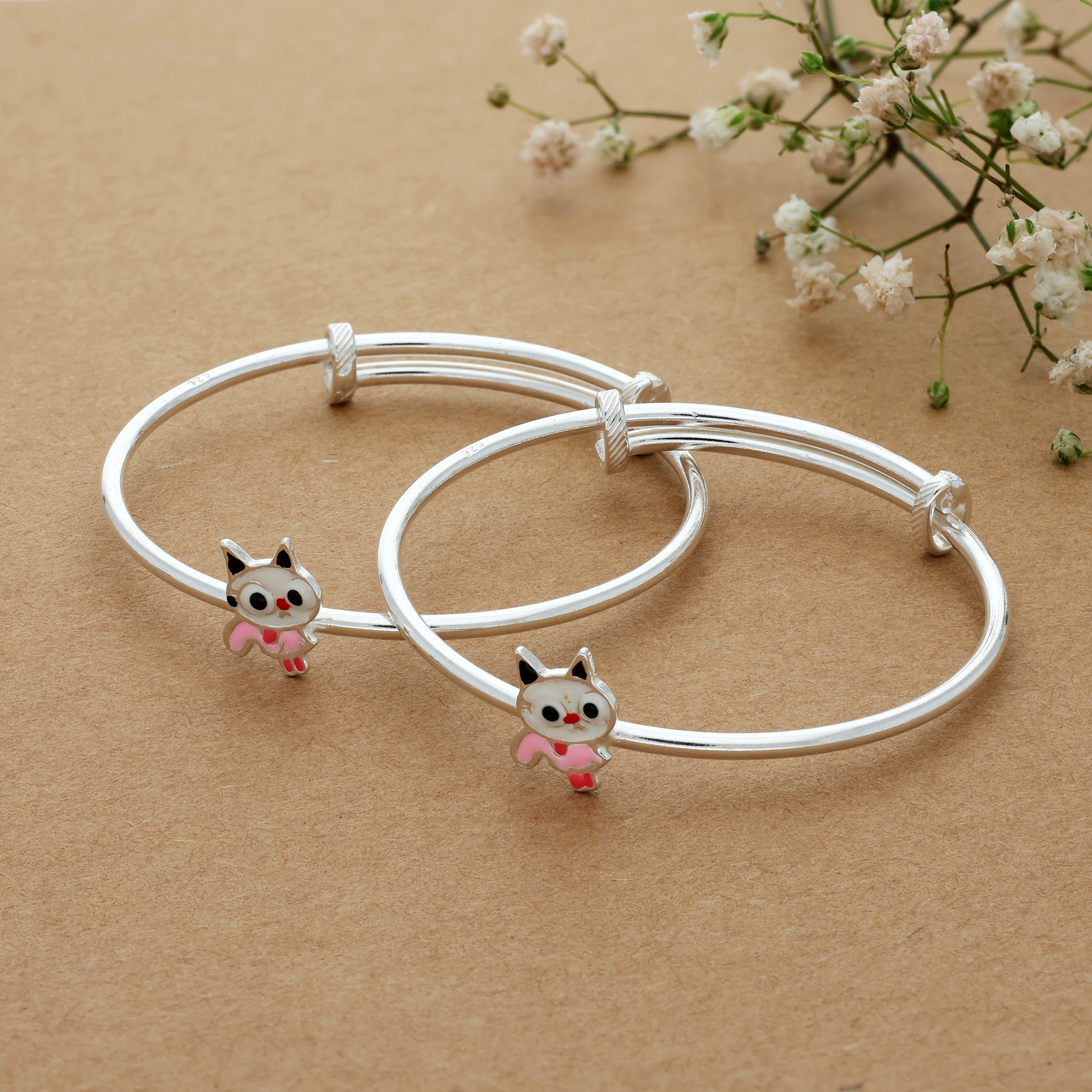 pure adjustable sterling silver bangle with cat design for kids from 0 to 5 years