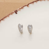 Blooming Silver J Shaped White Stoned Earring & Teen